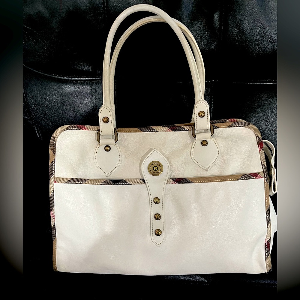 BURBERRY 💐 Roomy Leather Shoulder Hand bag Nova check trim